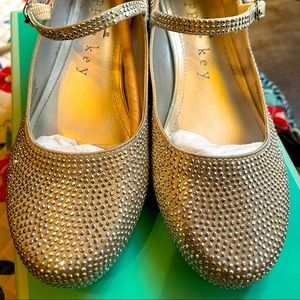 🌸⭐️📸Copper Key Girl’s Brilliance Silver Satin Mary Janes 🌸⭐️